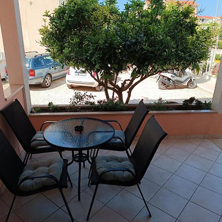 Ferienwohnung Katrin 101 Tučepi Exterior foto